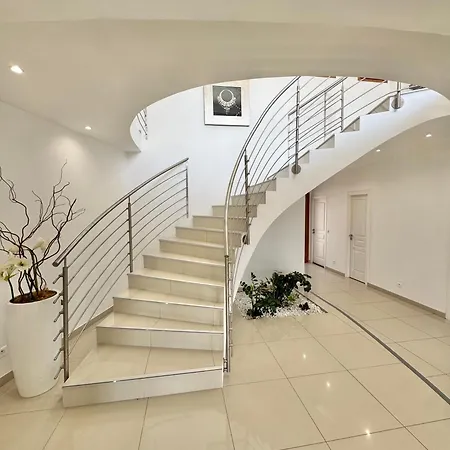 Avec Piscine A Lecci