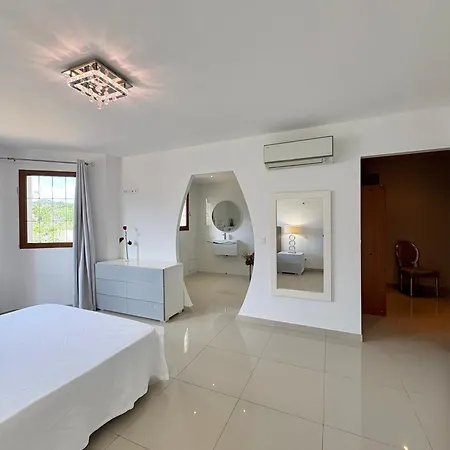 Villa Avec Piscine A