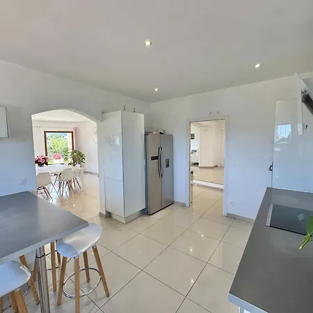 Villa Avec Piscine A Lecci