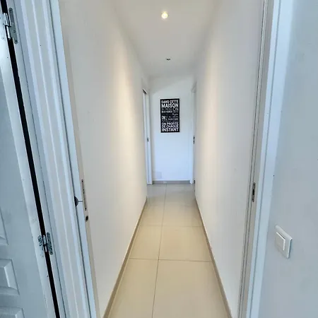 Avec Piscine A Villa