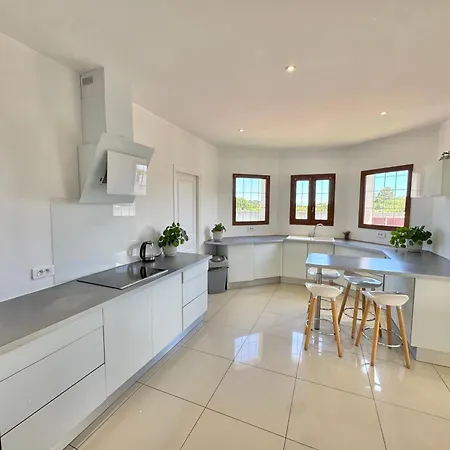 Villa Avec Piscine A