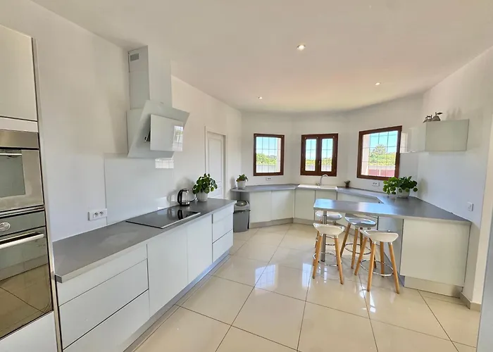 Villa Avec Piscine à