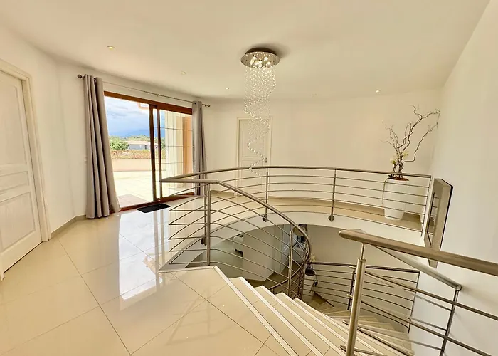 Avec Piscine à Lecci