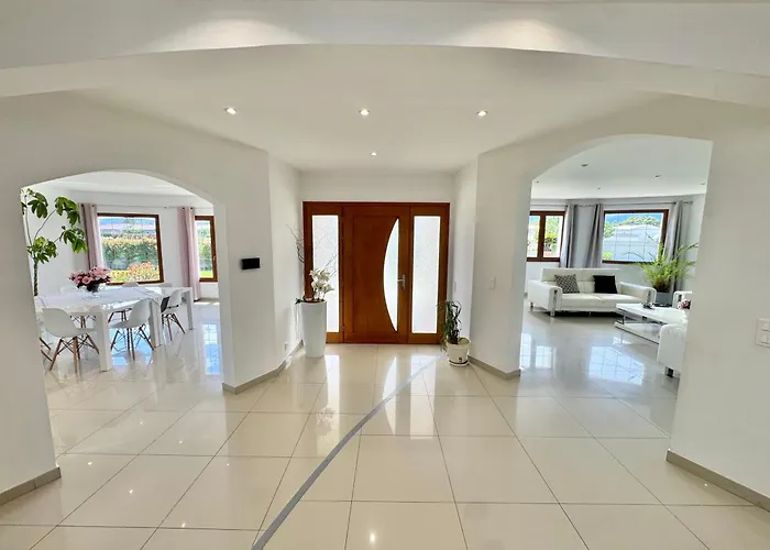 Avec Piscine à Villa Lecci